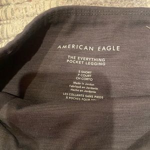 American eagle the everything pocket legging grey